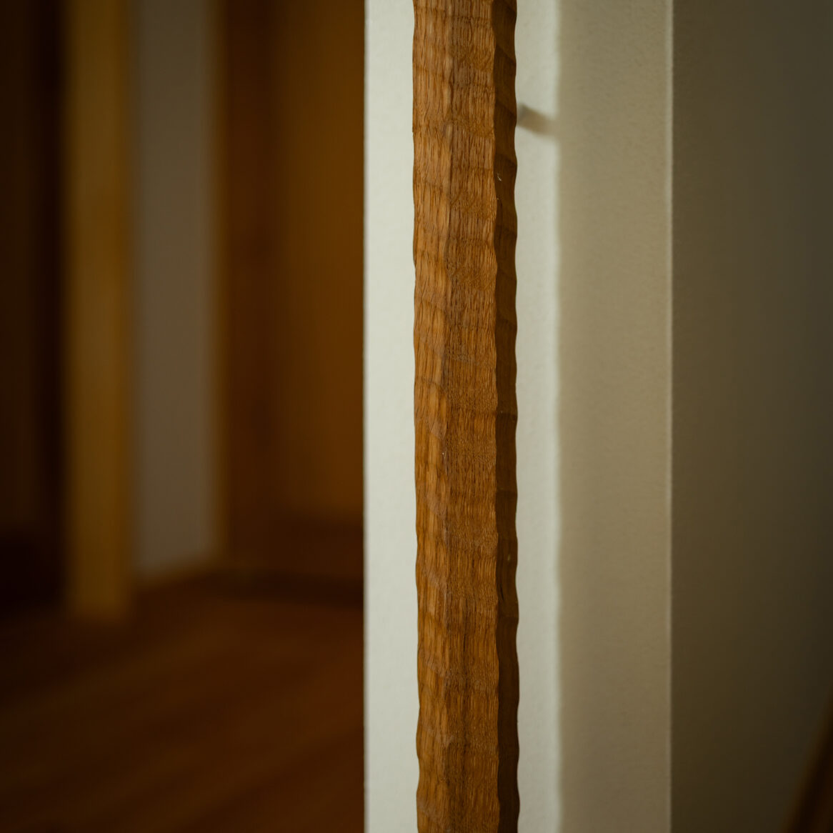 造作の靴箱と建具